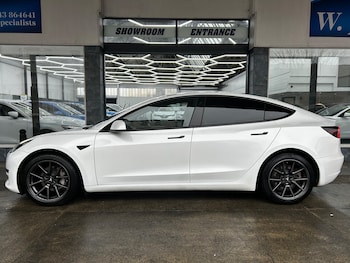 Used Tesla Model 3 2021 for sale - 77012009: Photo