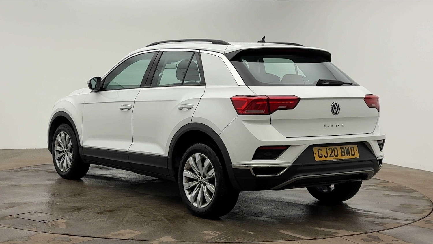 Used Volkswagen T-Roc 2020 for sale - 76613489: Photo 1