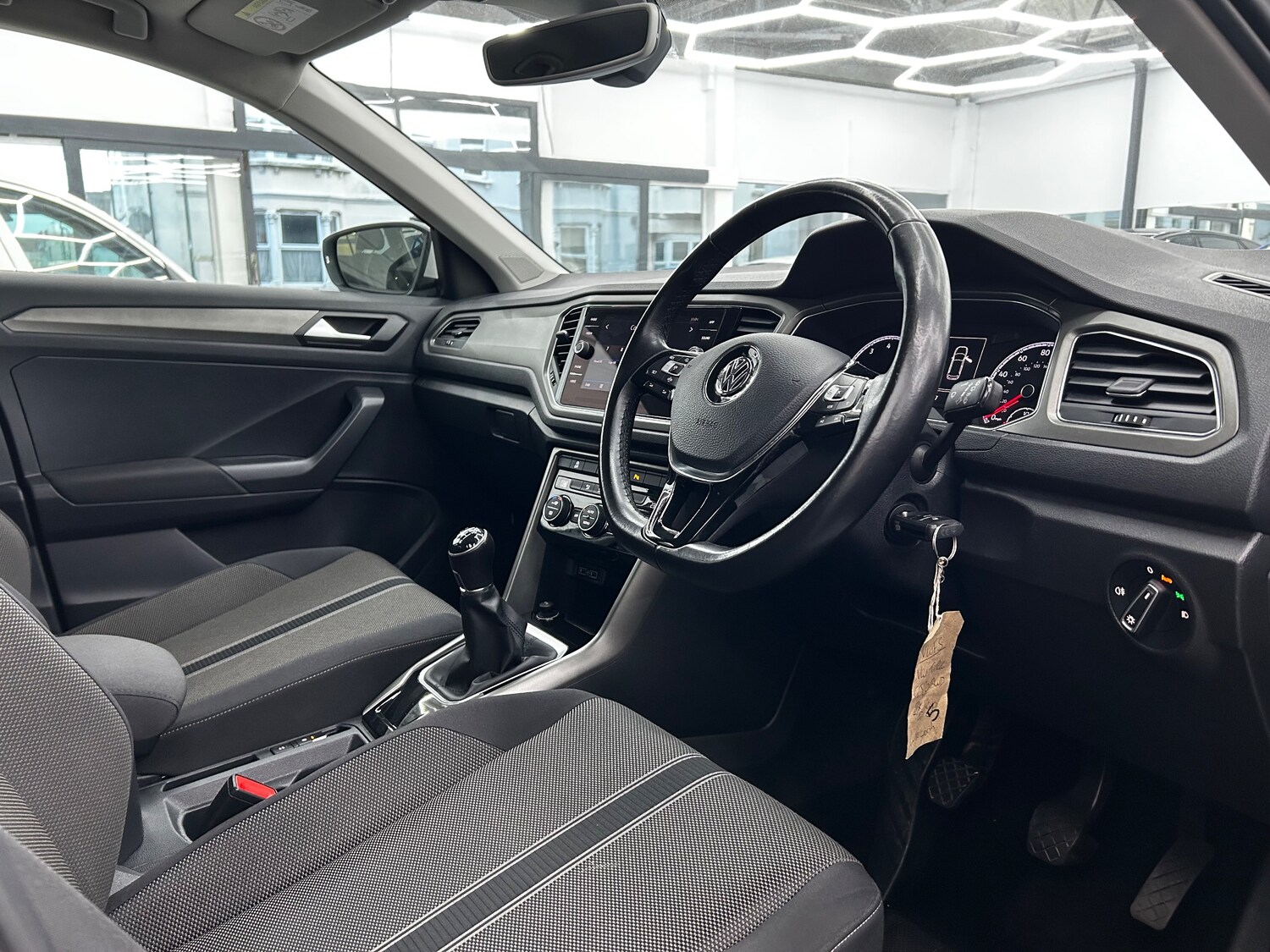 Used Volkswagen T-Roc 2020 for sale - 76613489: Photo 10