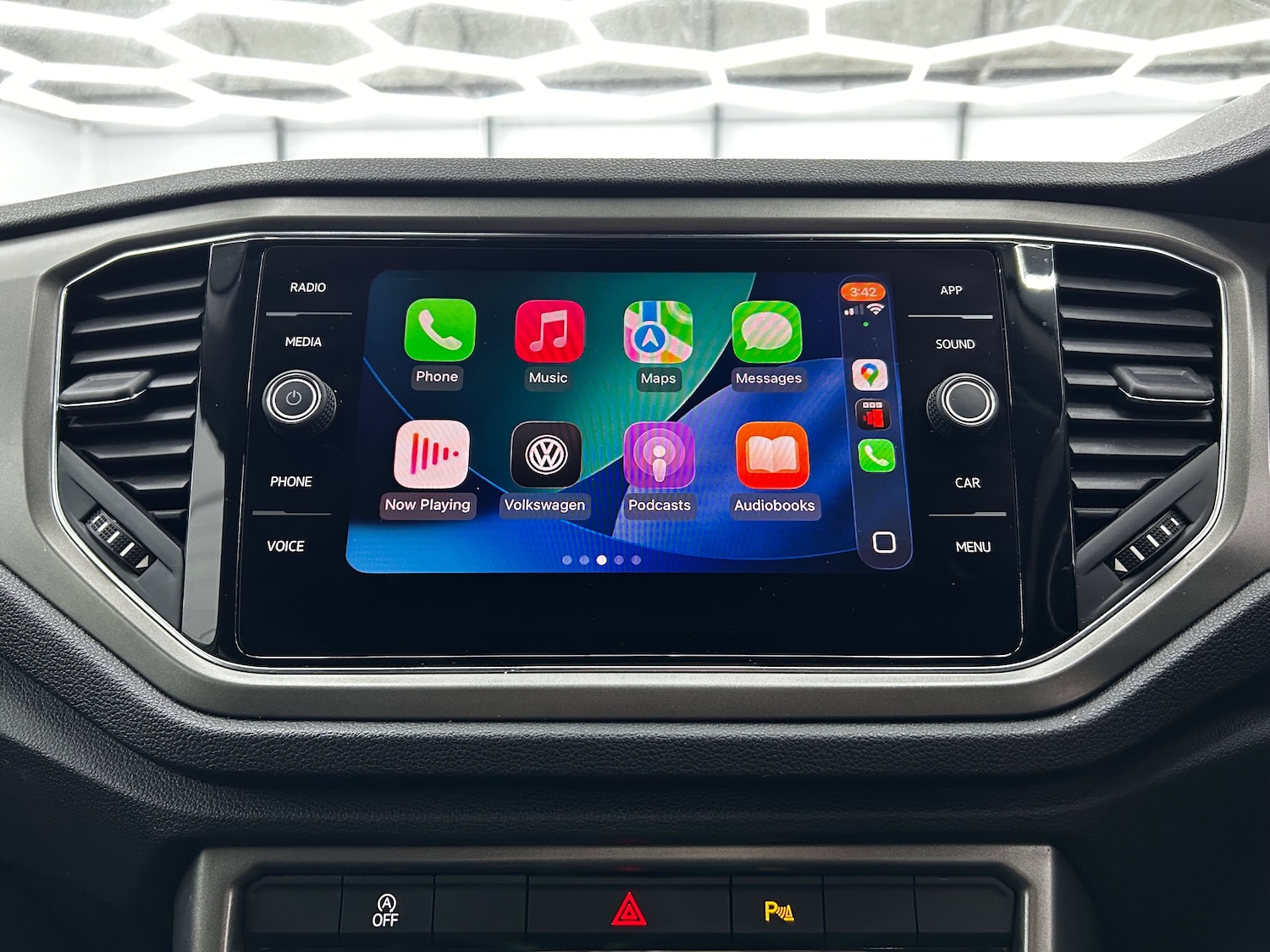 Used Volkswagen T-Roc 2020 for sale - 76613489: Photo 20