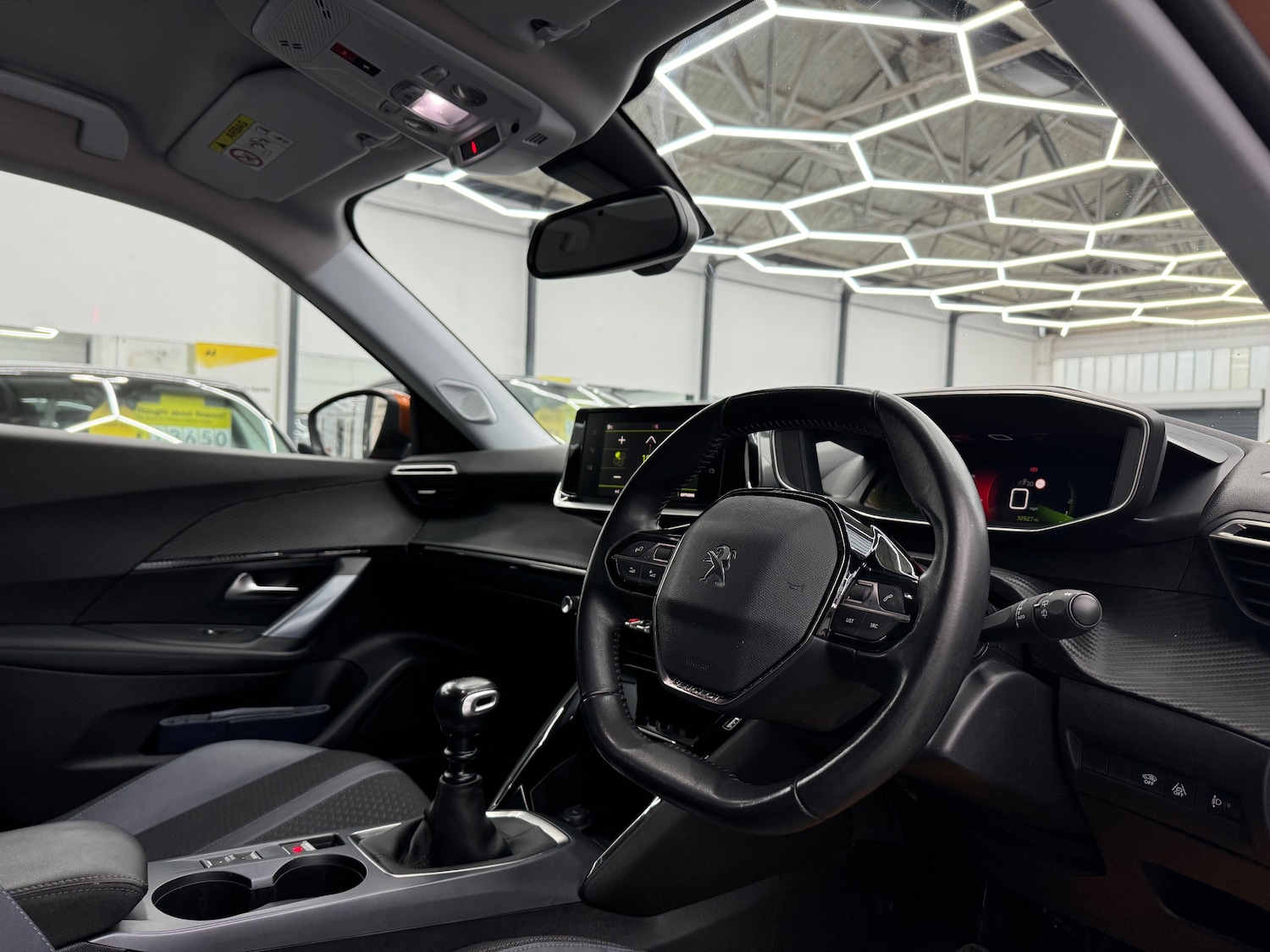 Used Peugeot 2008 2020 for sale - 77043103: Photo 10