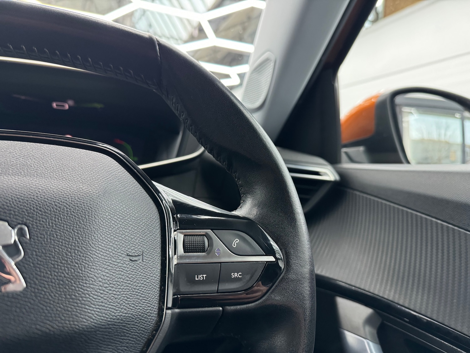 Used Peugeot 2008 2020 for sale - 77043103: Photo 13