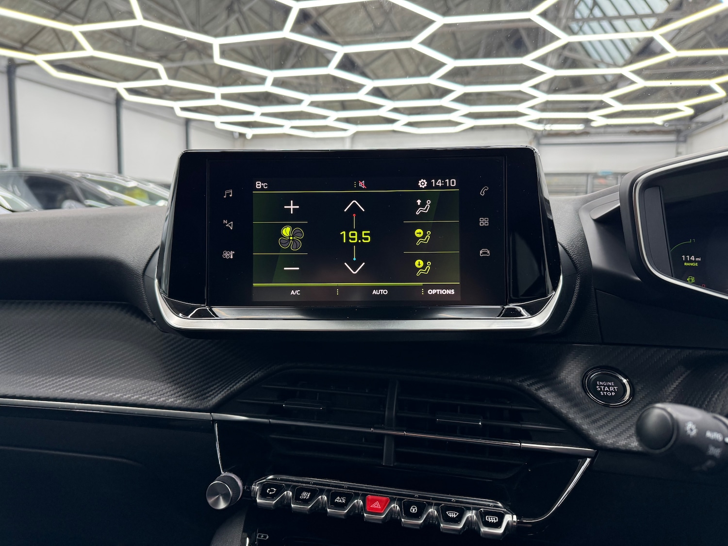 Used Peugeot 2008 2020 for sale - 77043103: Photo 19