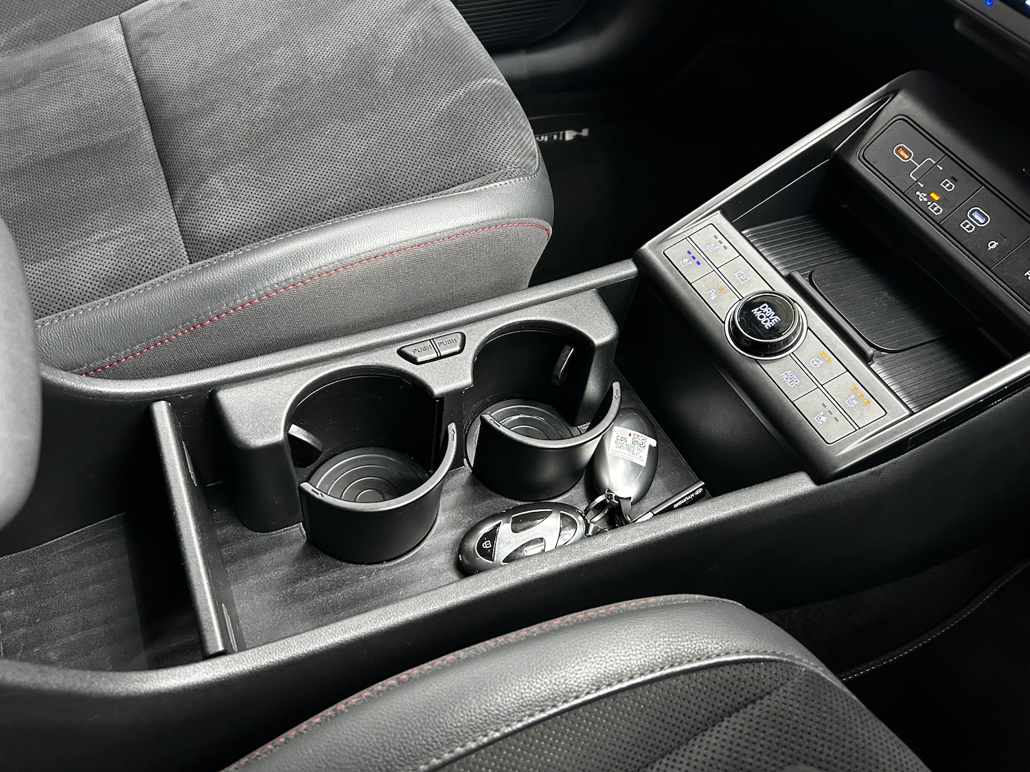 Used Hyundai KONA 2023 for sale - 76613494: Photo 28