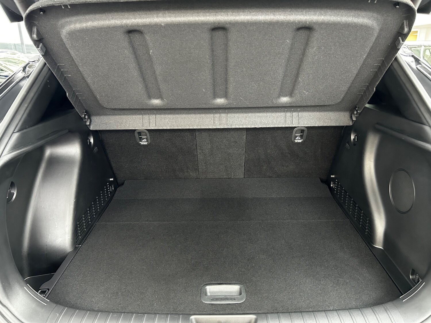 Used Hyundai KONA 2023 for sale - 76613494: Photo 32