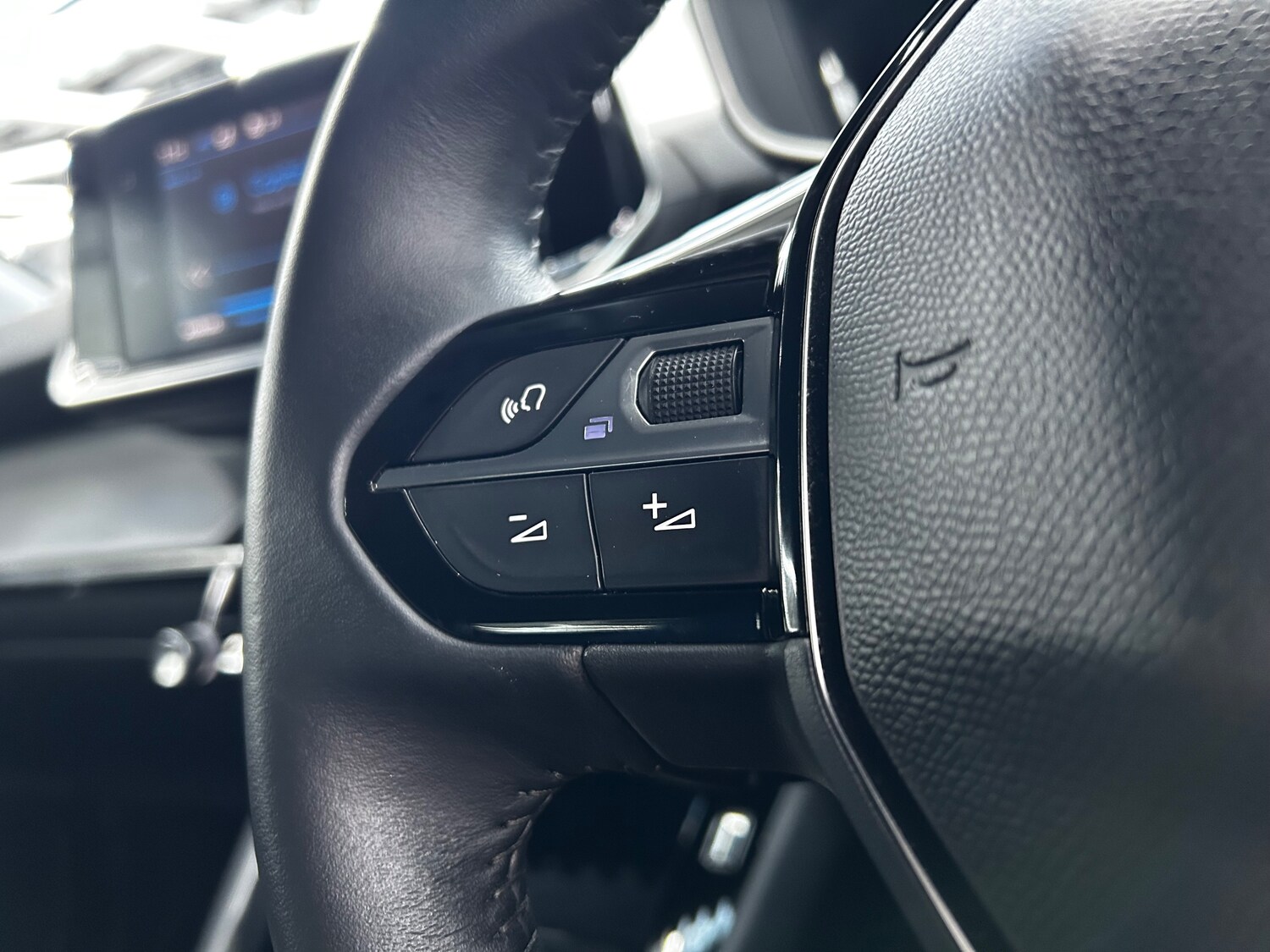 Used Peugeot 208 2021 for sale - 76697847: Photo 12