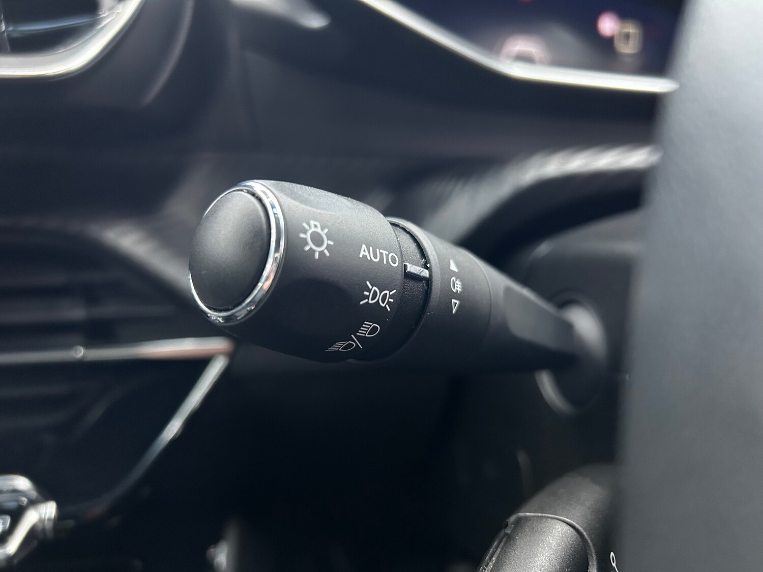 Used Peugeot 208 2021 for sale - 76697847: Photo 13