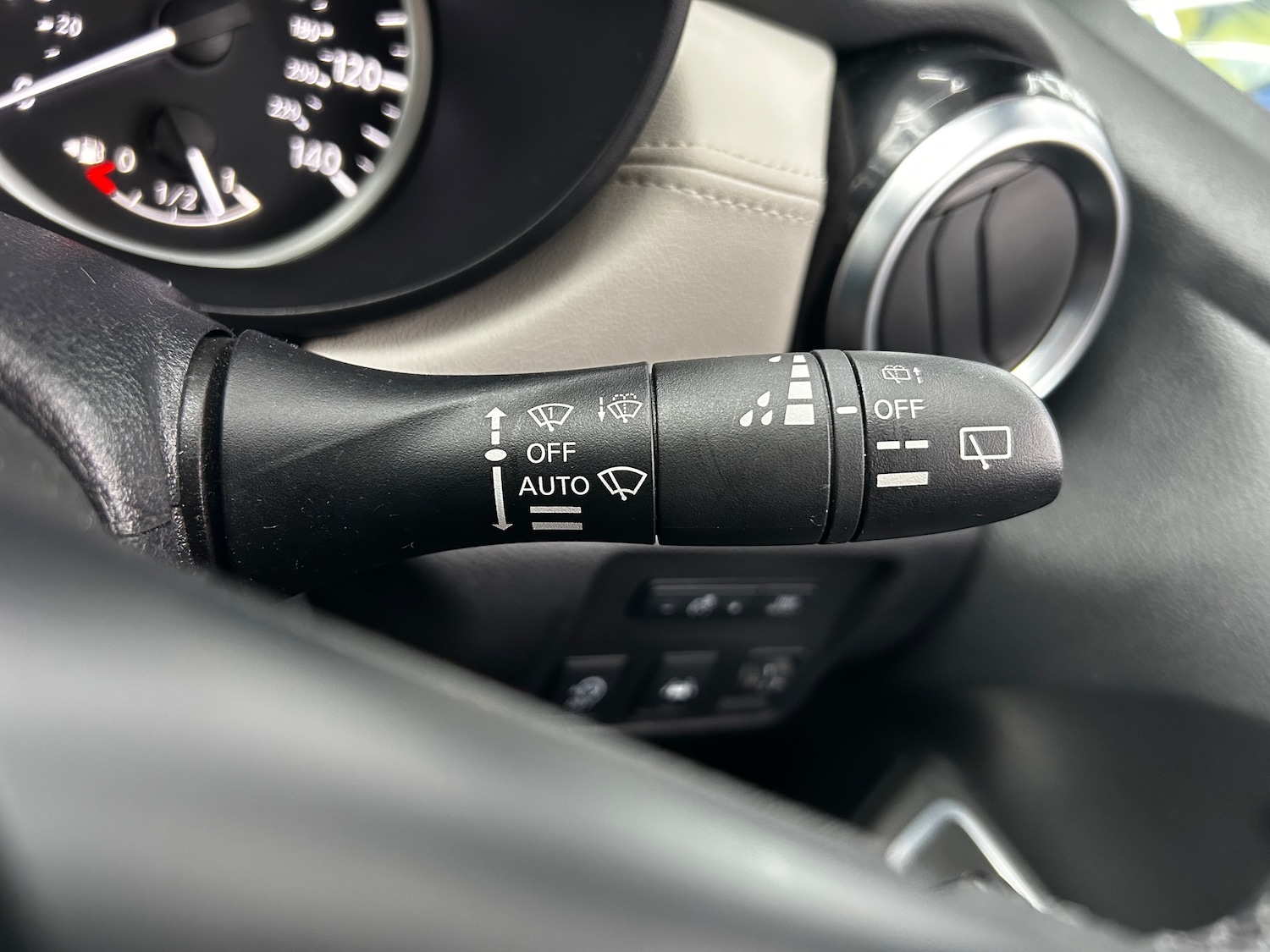 Used Nissan Micra 2022 for sale - 76613495: Photo 15