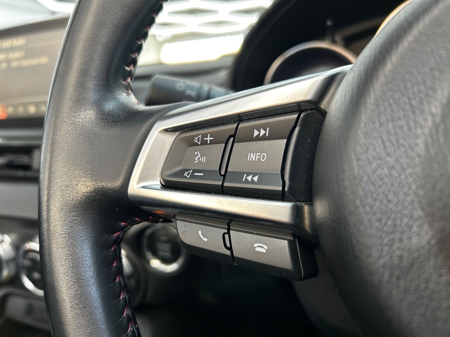 Used Mazda MX-5 2016 for sale - 76613478: Photo 20