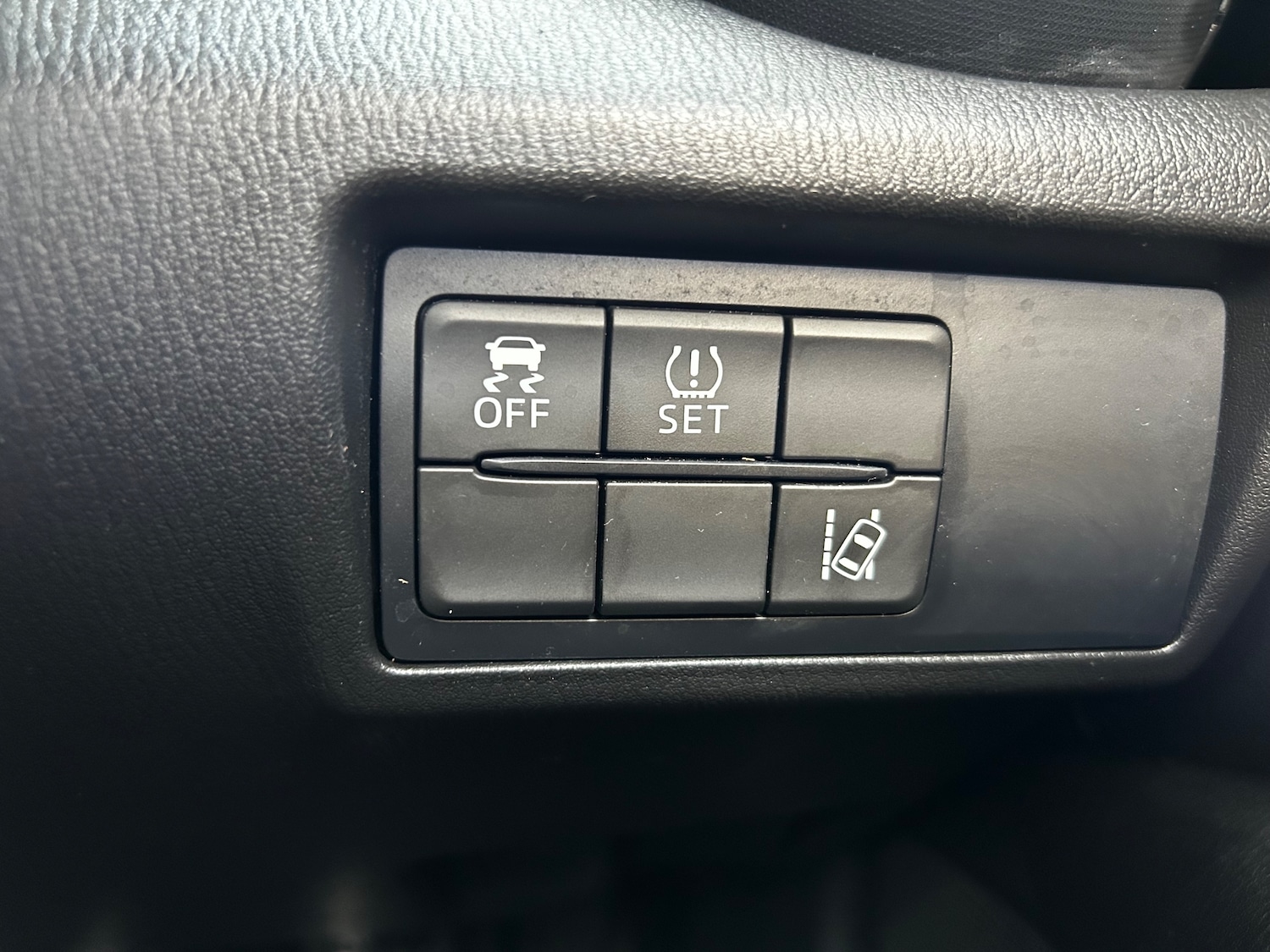 Used Mazda MX-5 2016 for sale - 76613478: Photo 24