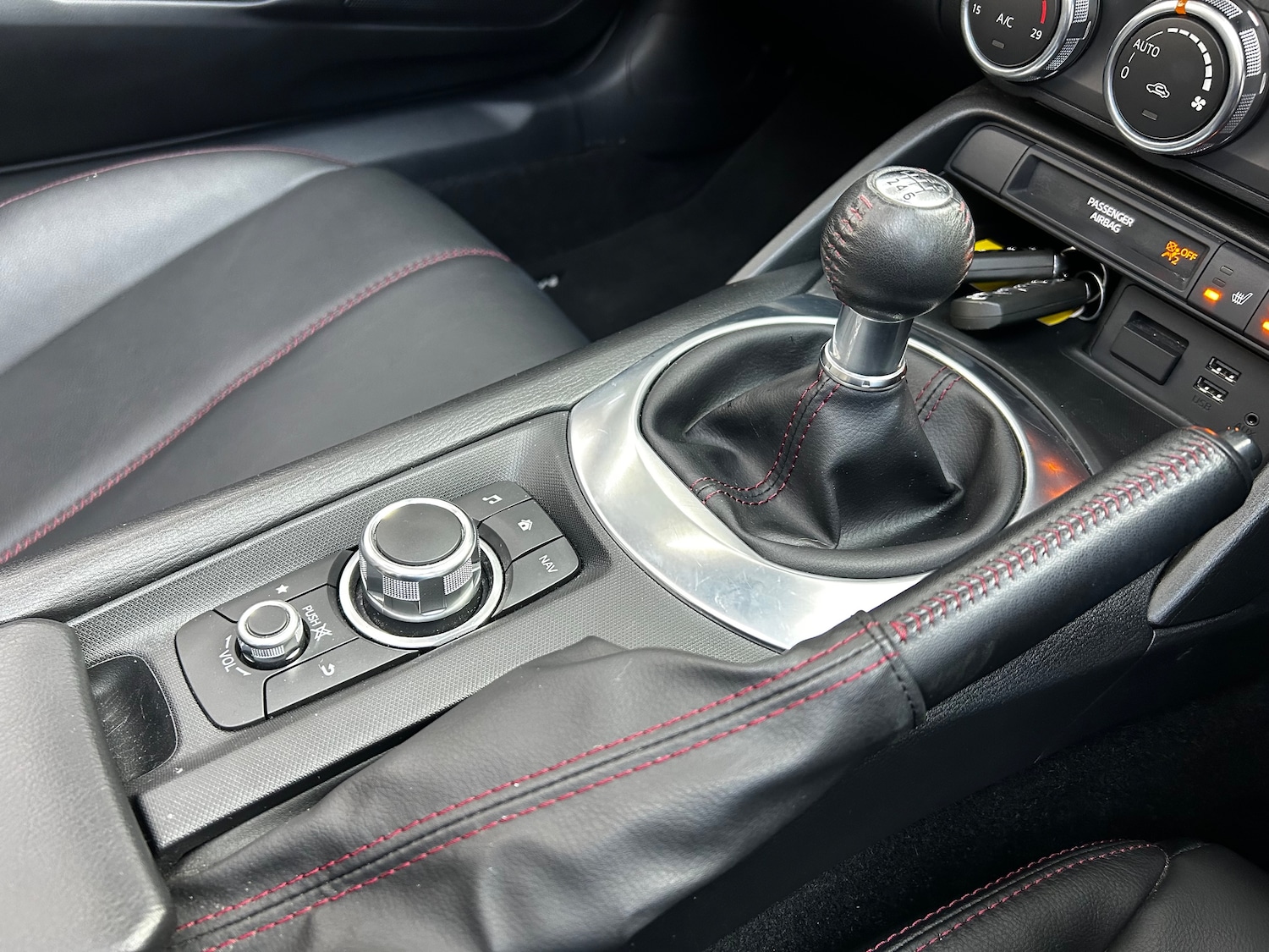 Used Mazda MX-5 2016 for sale - 76613478: Photo 28