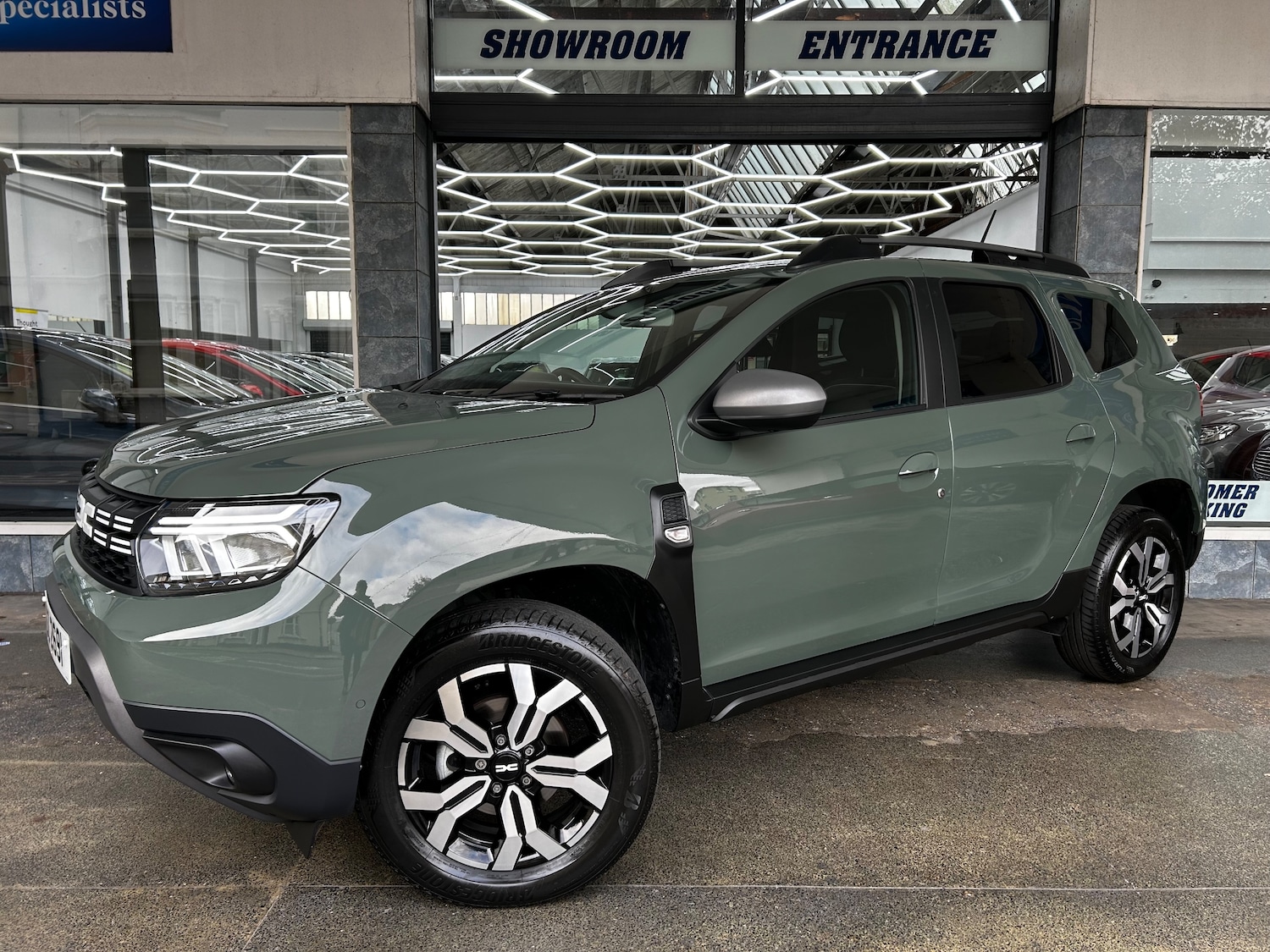 Used Dacia Duster 2024 for sale - 76613481: Photo 3