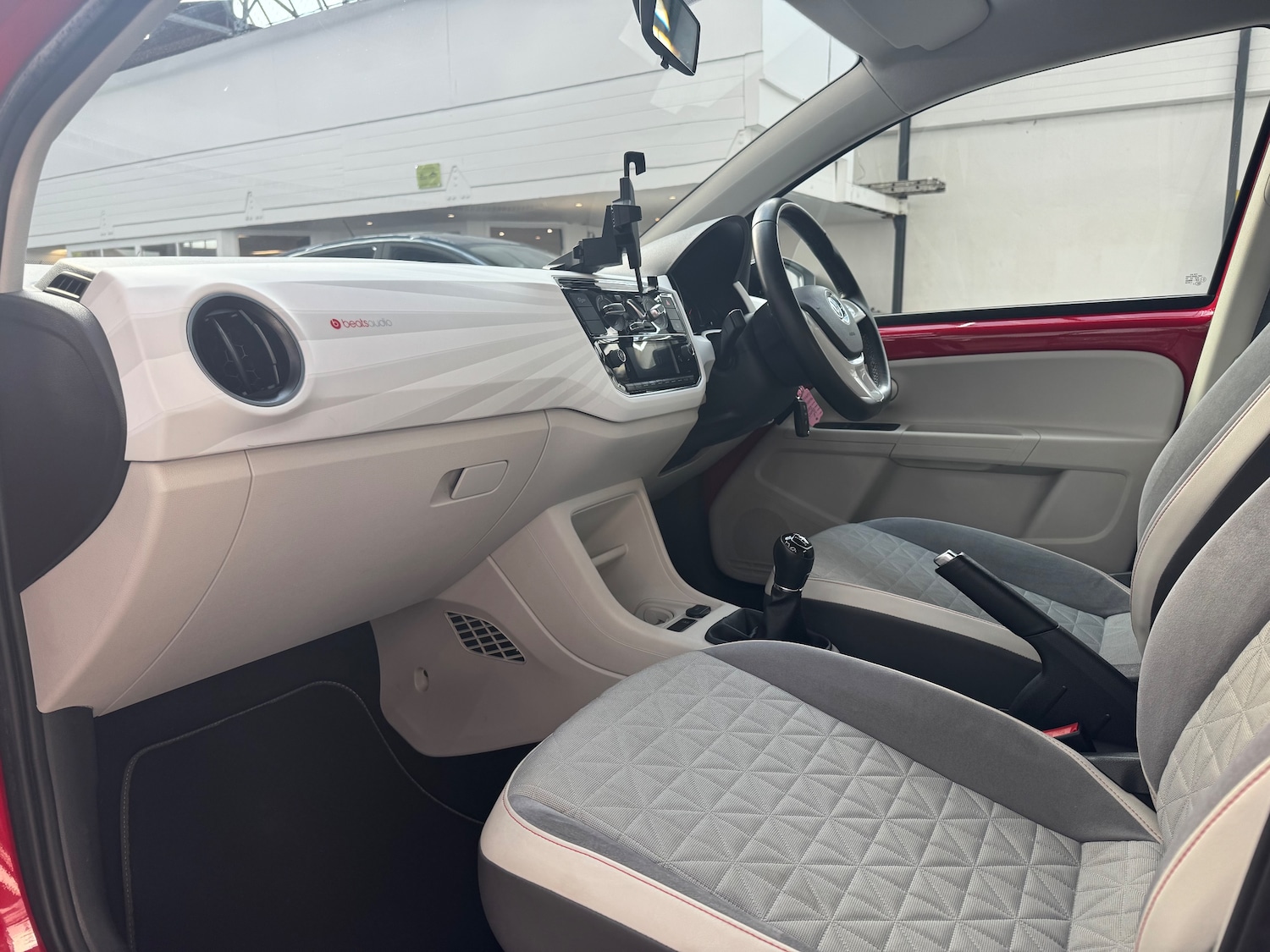 Used Volkswagen up! 2019 for sale - 76613473: Photo 13