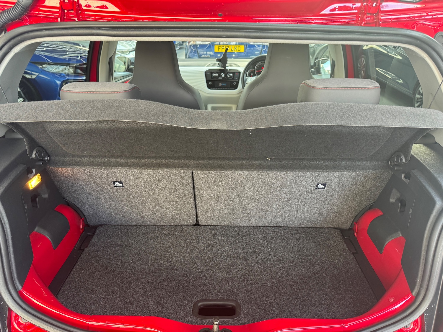 Used Volkswagen up! 2019 for sale - 76613473: Photo 19