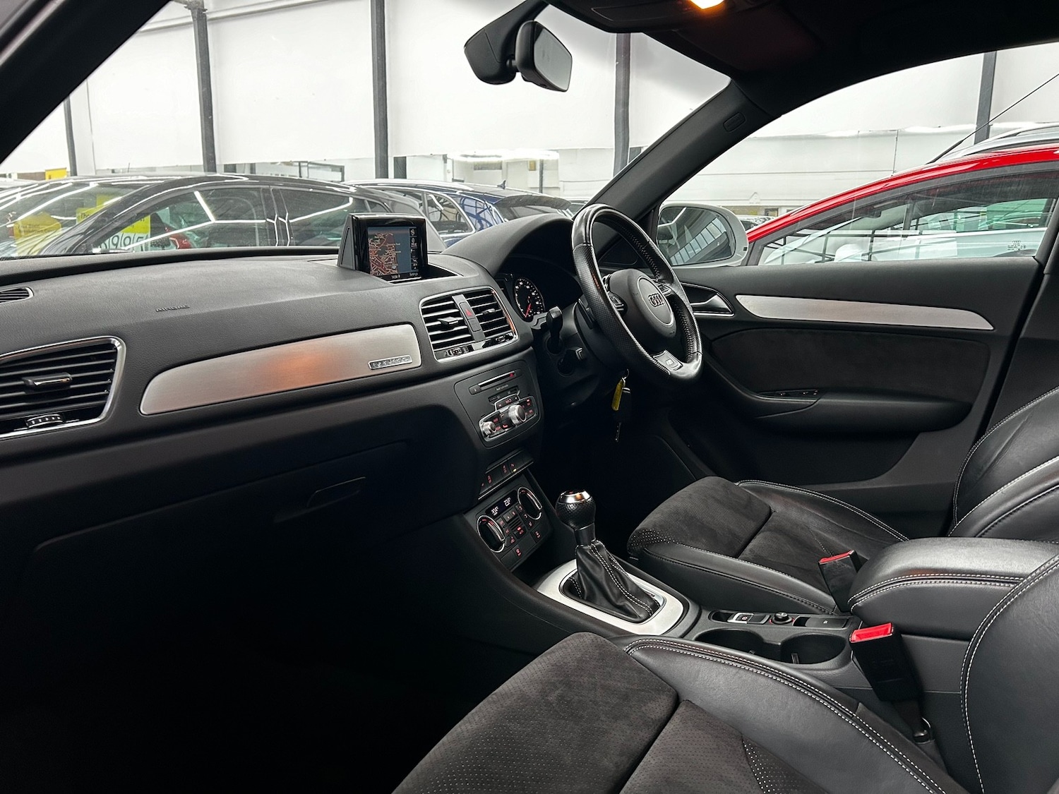 Used Audi Q3 2015 for sale - 76613472: Photo 10