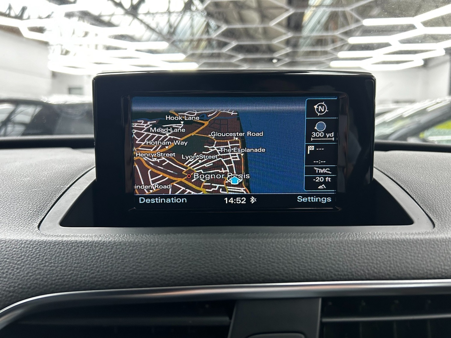 Used Audi Q3 2015 for sale - 76613472: Photo 13