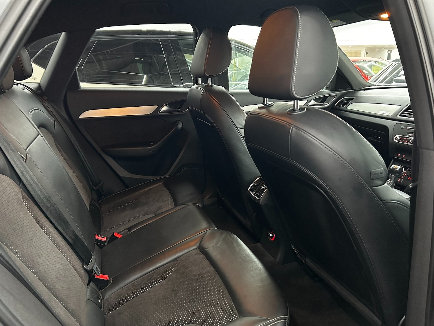 Used Audi Q3 2015 for sale - 76613472: Photo 16