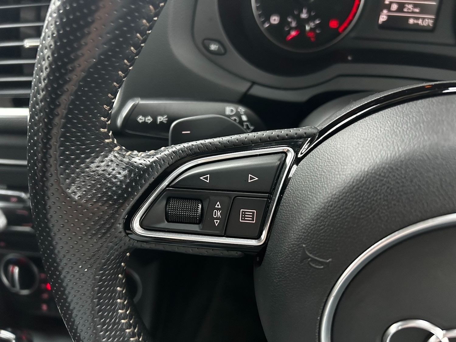 Used Audi Q3 2015 for sale - 76613472: Photo 5