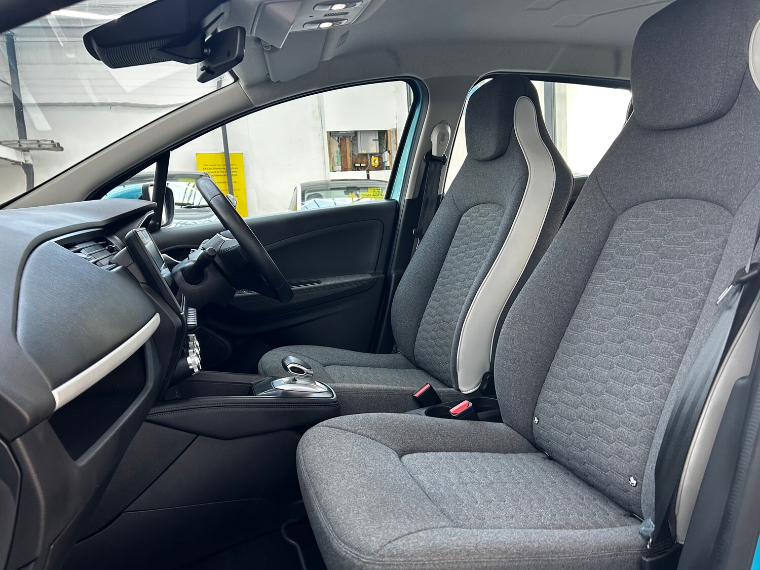 Used Renault Zoe 2021 for sale - 77145904: Photo 19