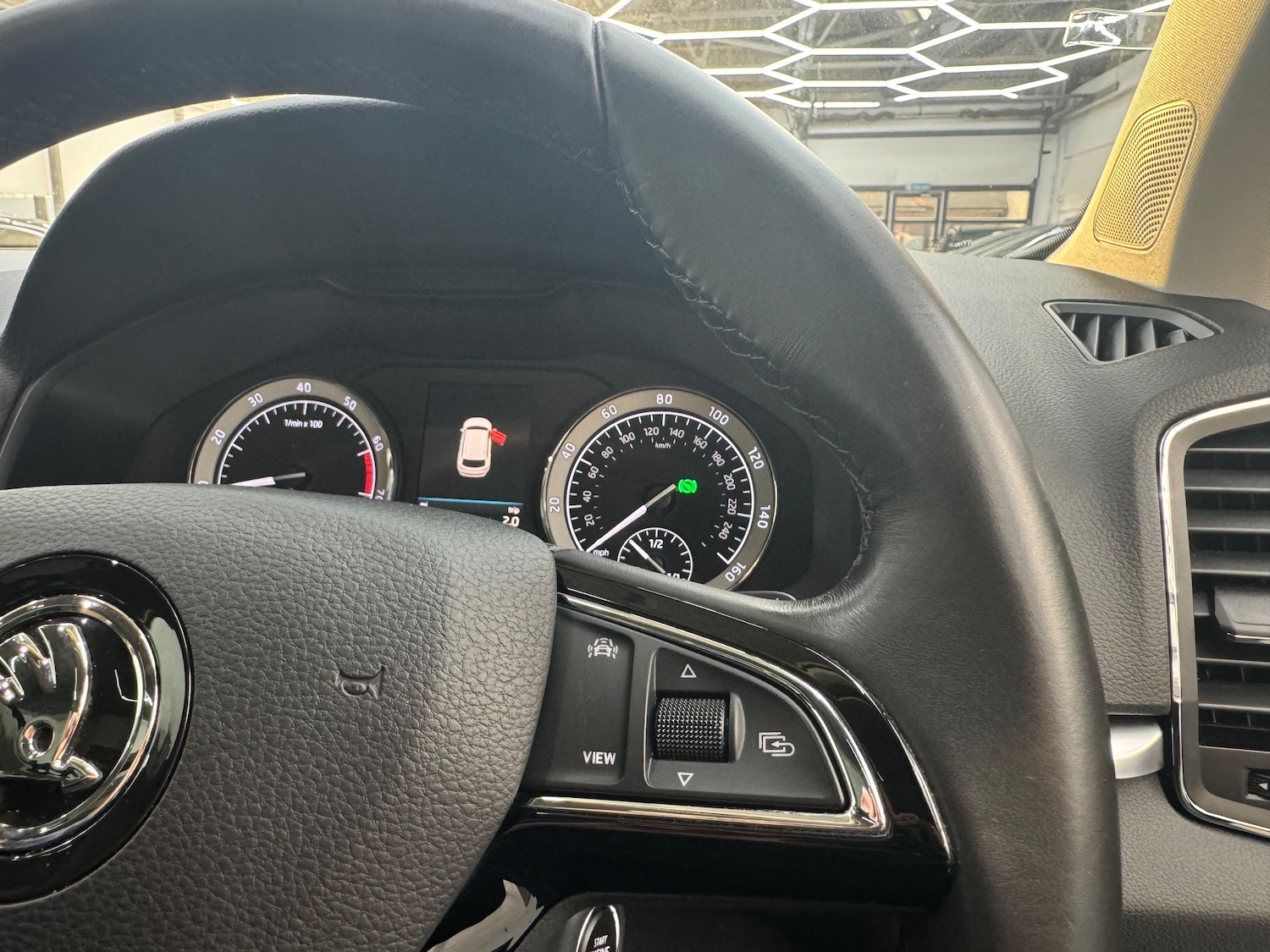 Used Skoda Karoq 2019 for sale - 76613486: Photo 16