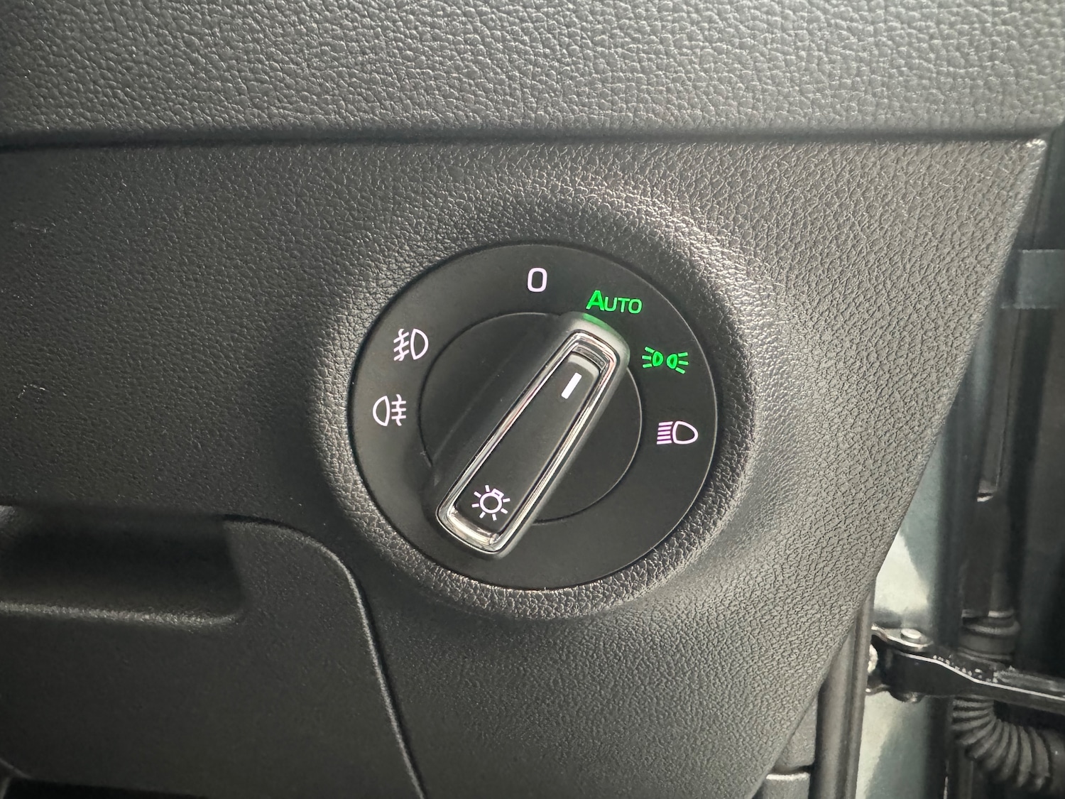 Used Skoda Karoq 2019 for sale - 76613486: Photo 17