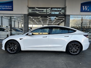 Used Tesla Model 3 2021 for sale - 77010592: Photo
