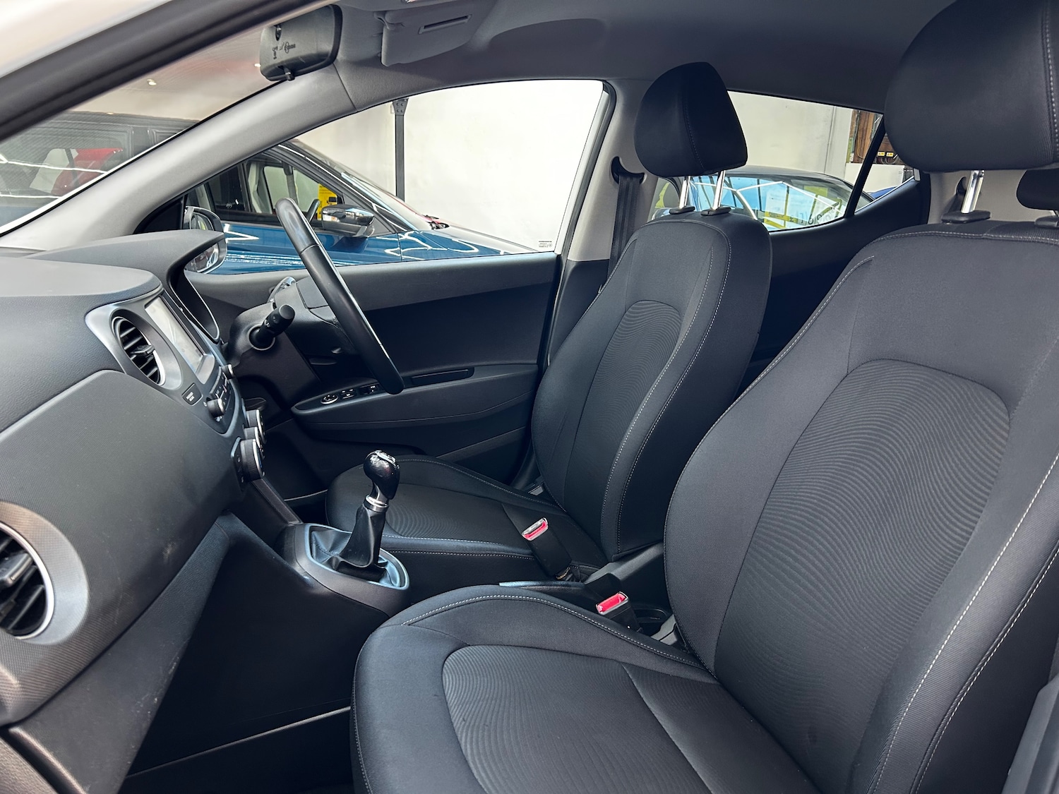 Used Hyundai i10 2019 for sale - 76613504: Photo 14