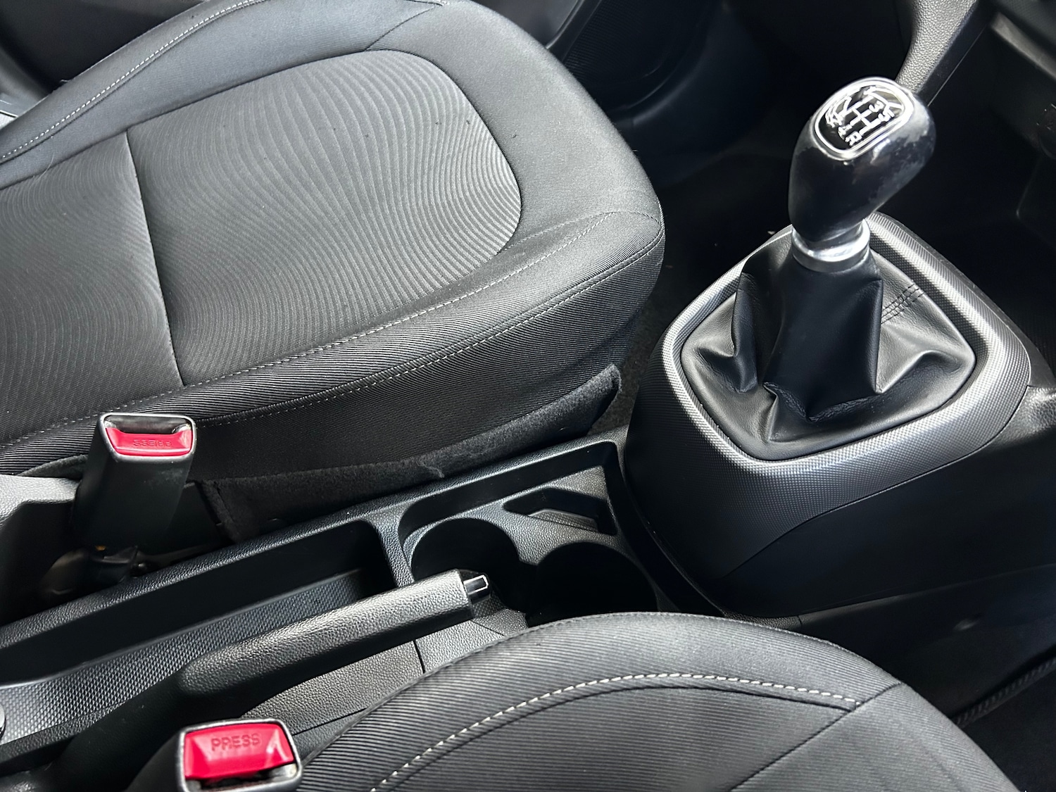 Used Hyundai i10 2019 for sale - 76613504: Photo 19