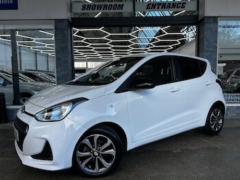 Used Hyundai i10 2019 for sale - 76613504: Photo