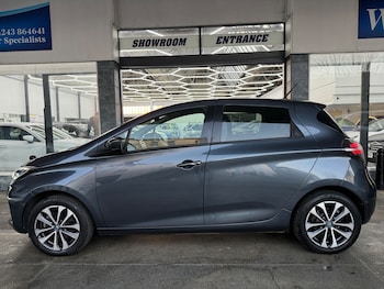 Used Renault Zoe 2021 for sale - 76985655: Photo