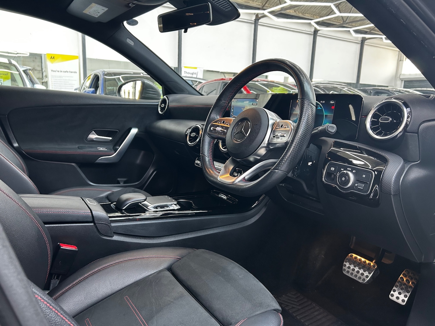 Used Mercedes-Benz A-Class 2019 for sale - 76613491: Photo 10