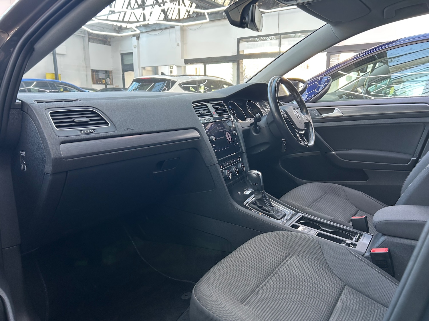 Used Volkswagen Golf 2020 for sale - 77631361: Photo 14