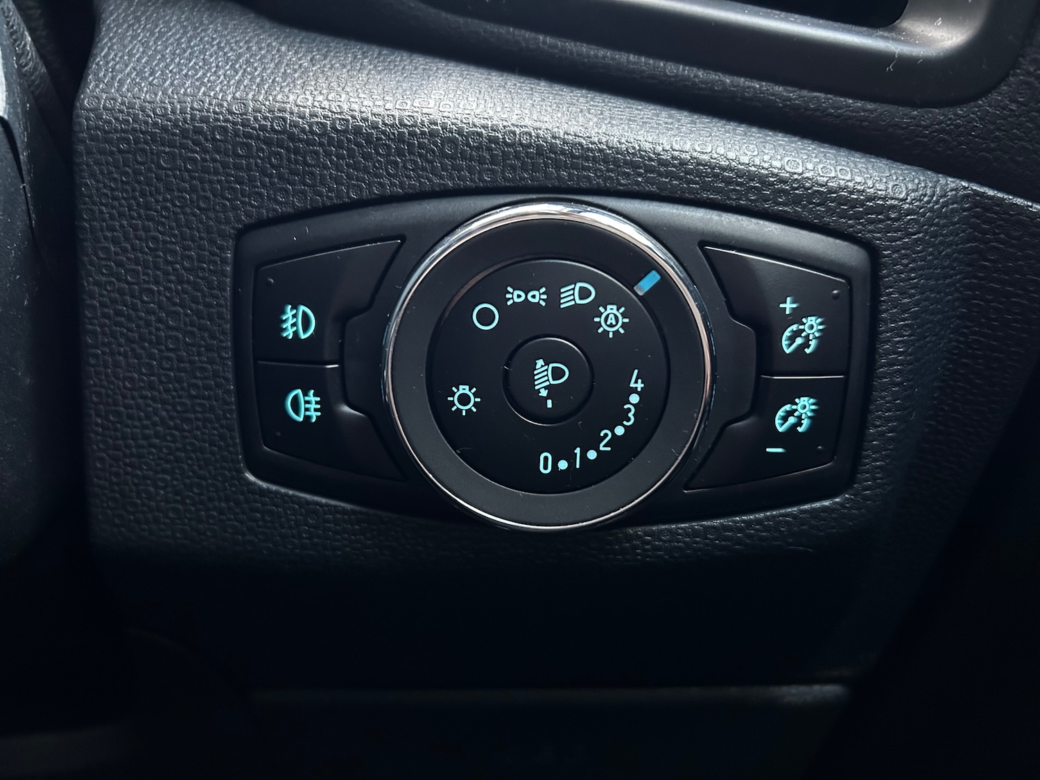 Used Ford Ecosport 2023 for sale - 76691758: Photo 13