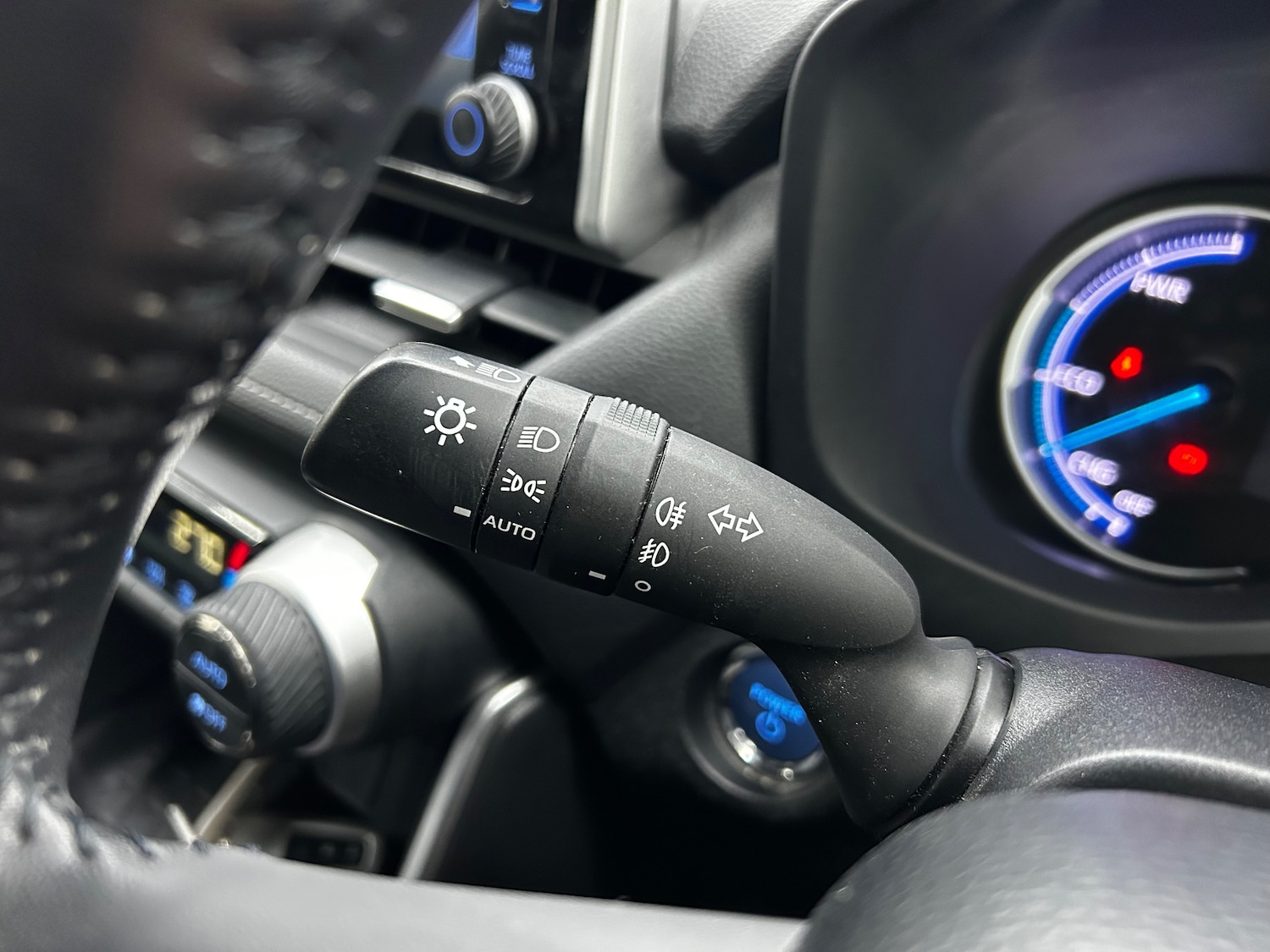 Used Toyota RAV4 2021 for sale - 76905182: Photo 13