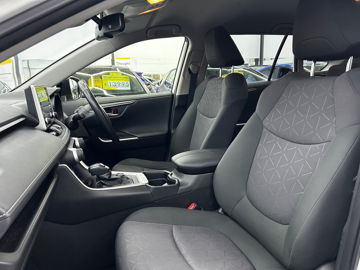 Used Toyota RAV4 2021 for sale - 76905182: Photo 18