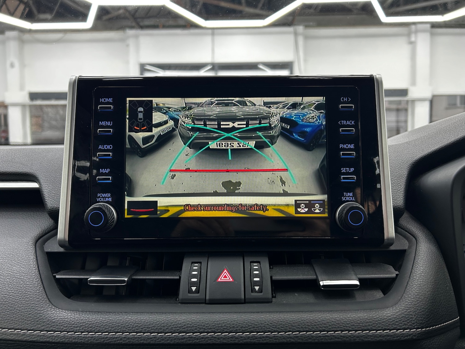 Used Toyota RAV4 2021 for sale - 76905182: Photo 24