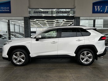 Used Toyota RAV4 2021 for sale - 76905182: Photo