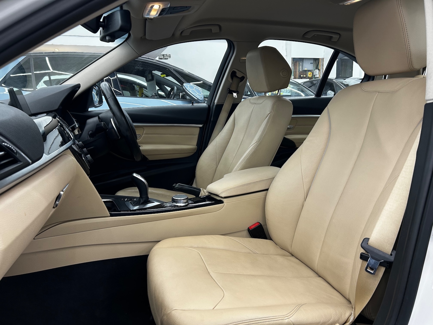 Used BMW 3 Series 2017 for sale - 76613474: Photo 17