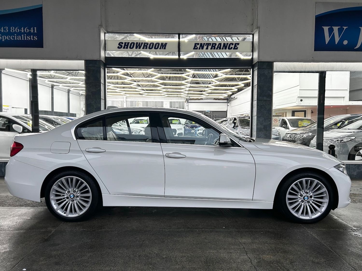 Used BMW 3 Series 2017 for sale - 76613474: Photo 8