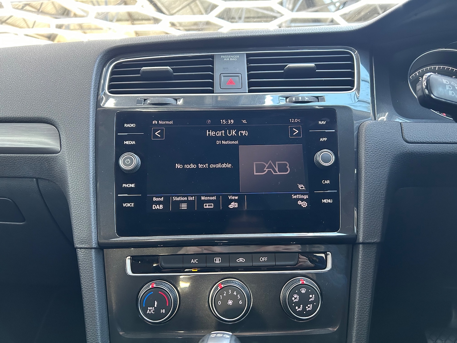 Used Volkswagen Golf 2018 for sale - 77703312: Photo 17