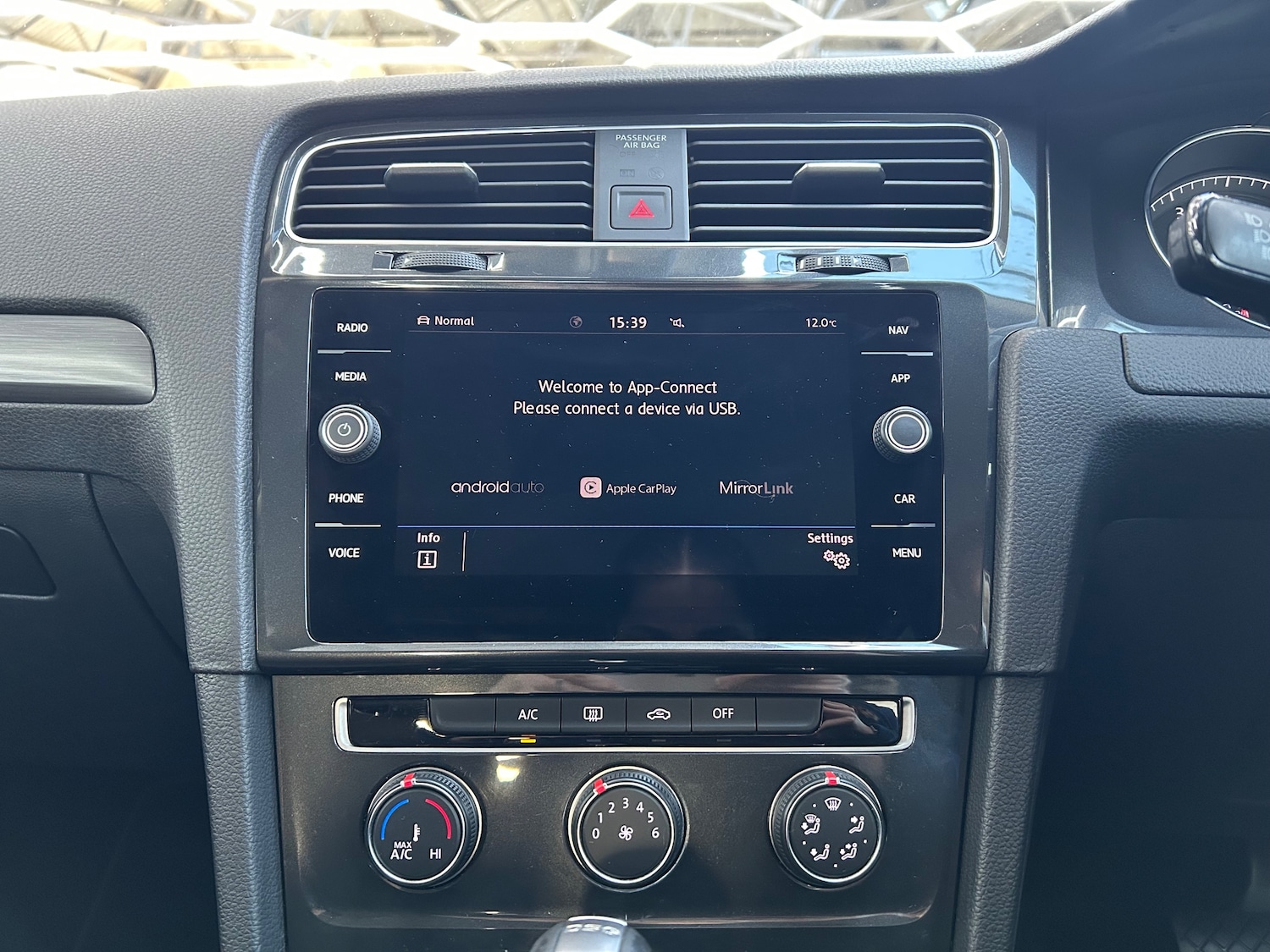 Used Volkswagen Golf 2018 for sale - 77703312: Photo 20