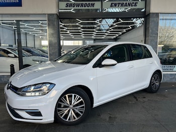 Used Volkswagen Golf 2018 for sale - 77703312: Photo