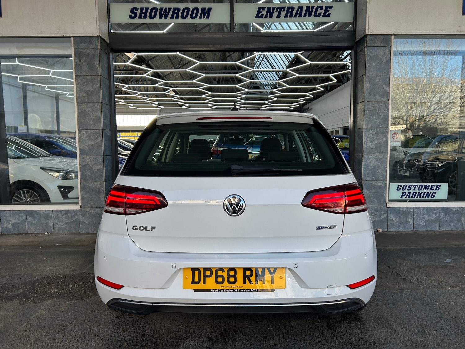 Used Volkswagen Golf 2018 for sale - 77703312: Photo 6