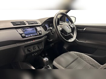 Used Skoda Fabia 2020 for sale - 76691760: Photo