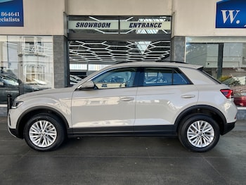 Used Volkswagen T-Roc 2024 for sale - 78883307: Photo