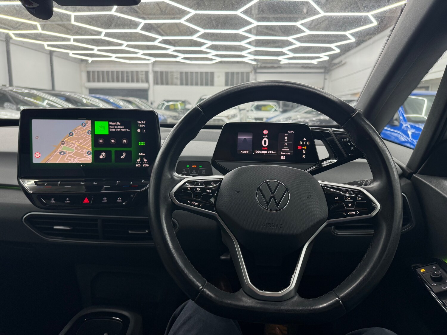 Used Volkswagen ID.3 2021 for sale - 76972977: Photo 11