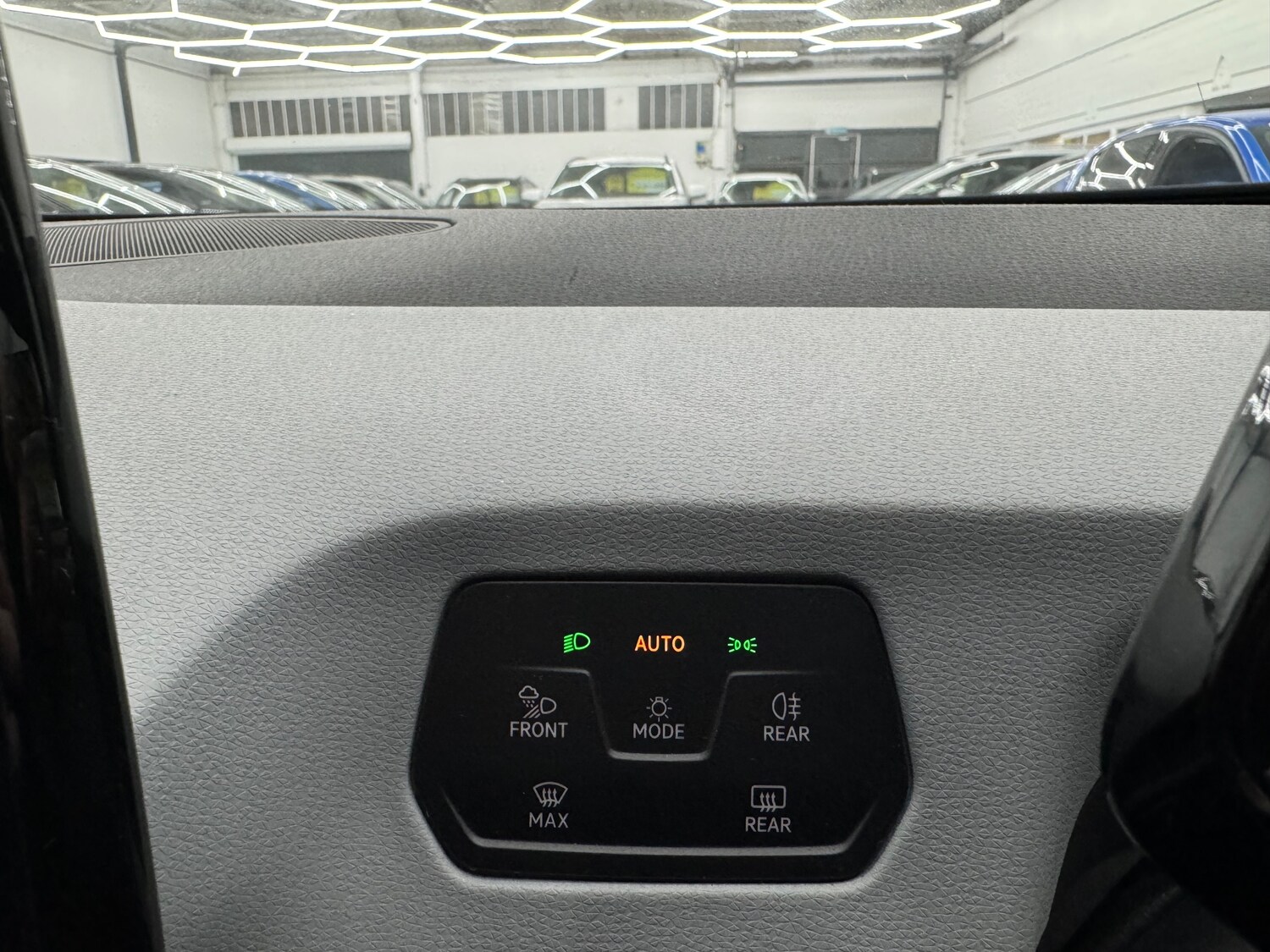 Used Volkswagen ID.3 2021 for sale - 76972977: Photo 14