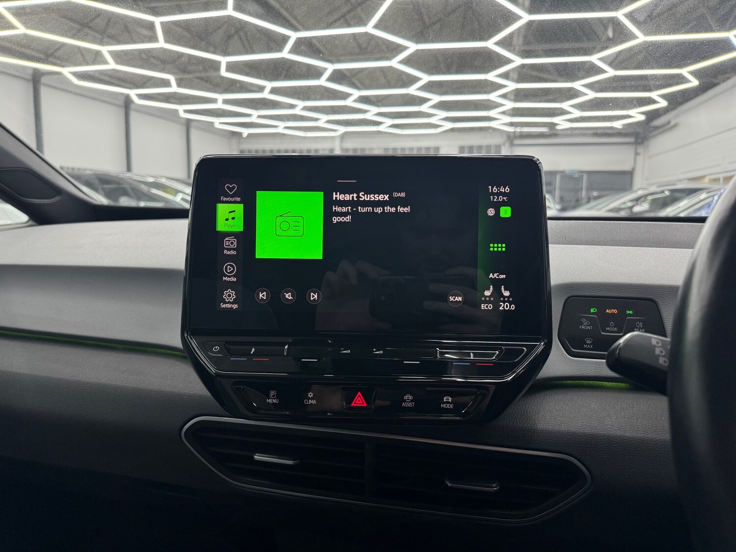 Used Volkswagen ID.3 2021 for sale - 76972977: Photo 19