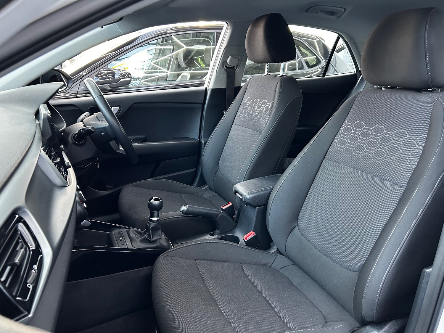 Used Kia Rio 2023 for sale - 77226141: Photo 17