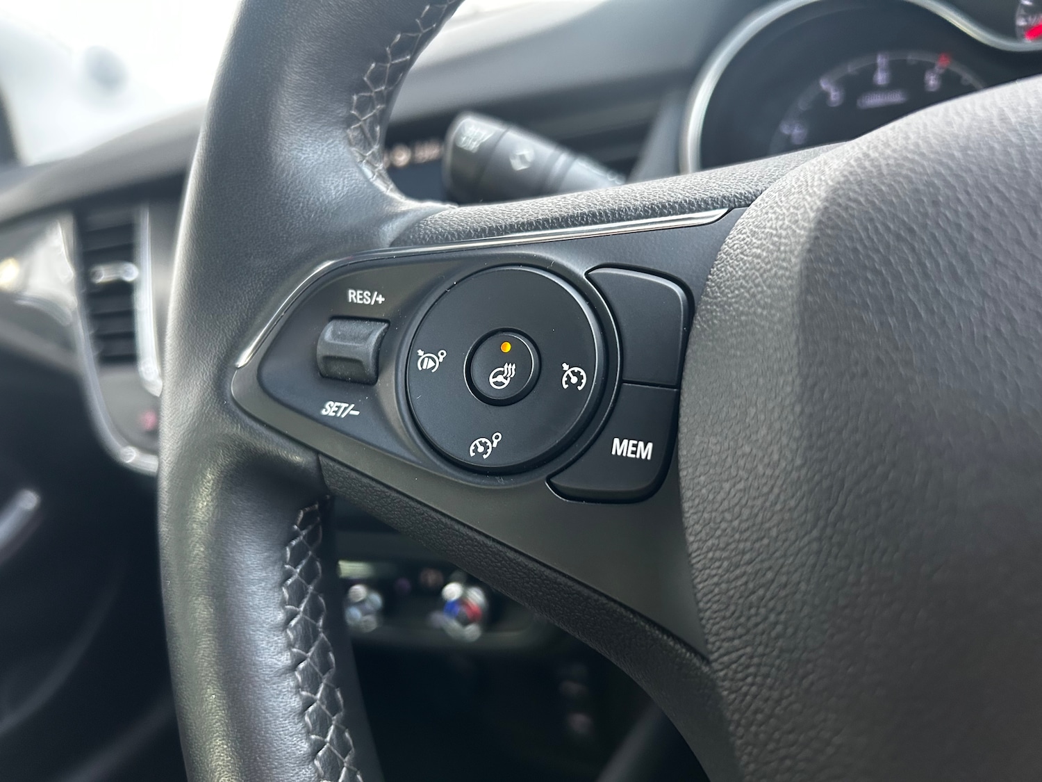 Used Vauxhall Crossland 2022 for sale - 76613490: Photo 11